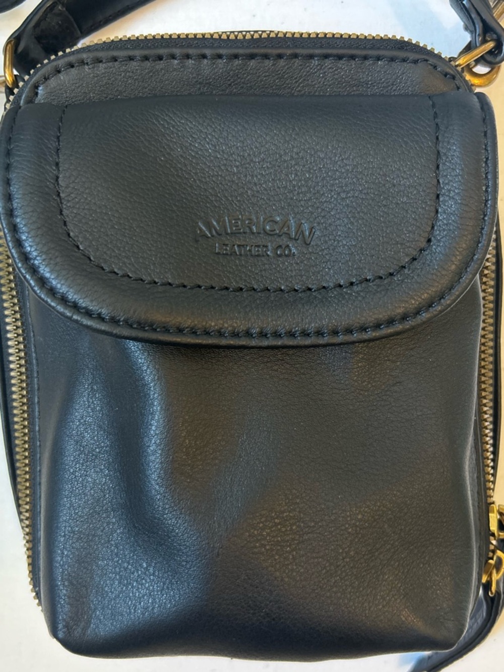 American Leather Co. Tribeca Crossbody Black - Picture 9 of 14